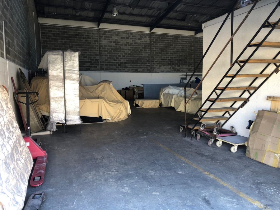 To Let Commercial Property for Rent in Retreat Western Cape